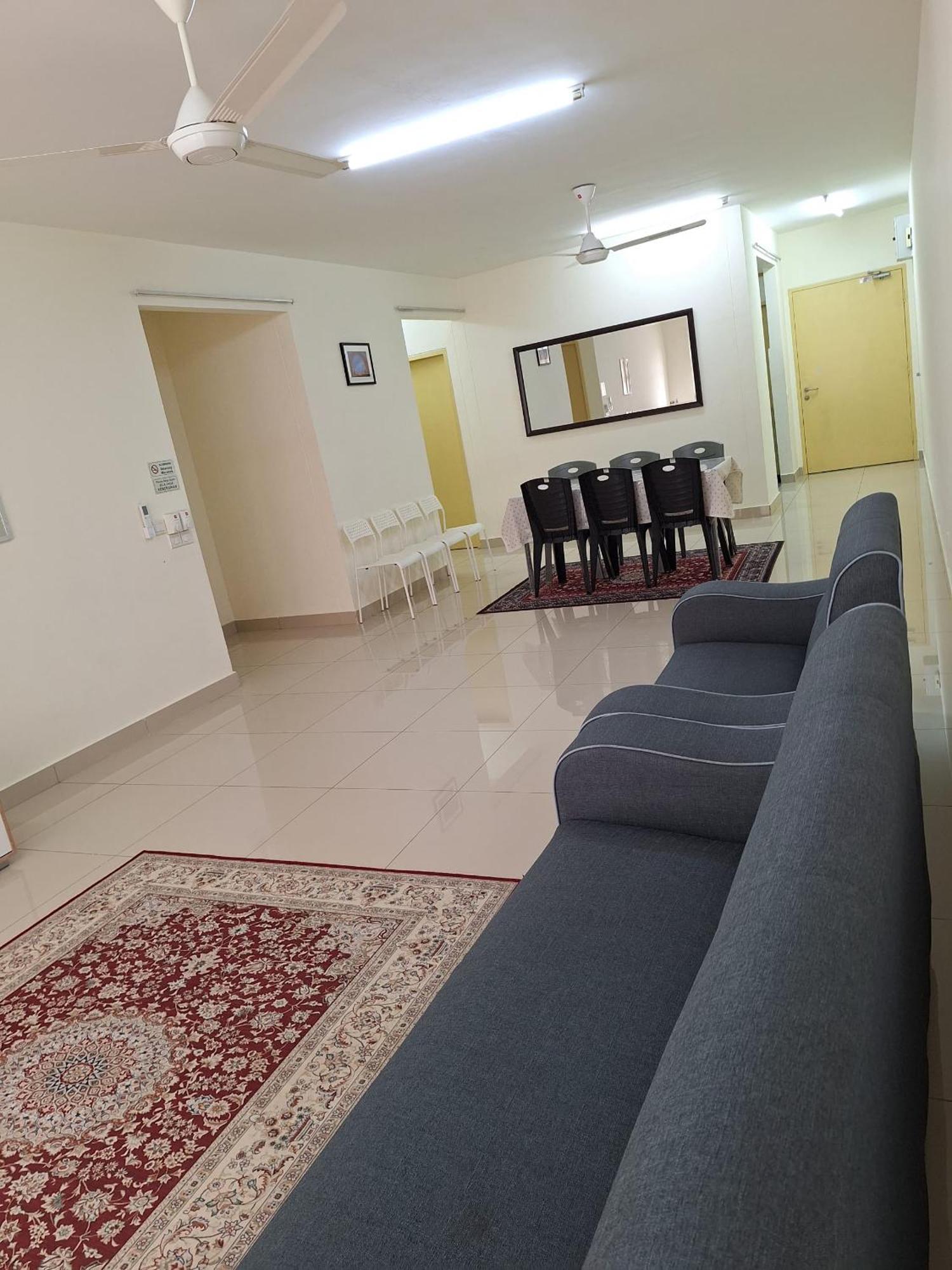 Abie'S Homestay פוטראג'איה מראה חיצוני תמונה